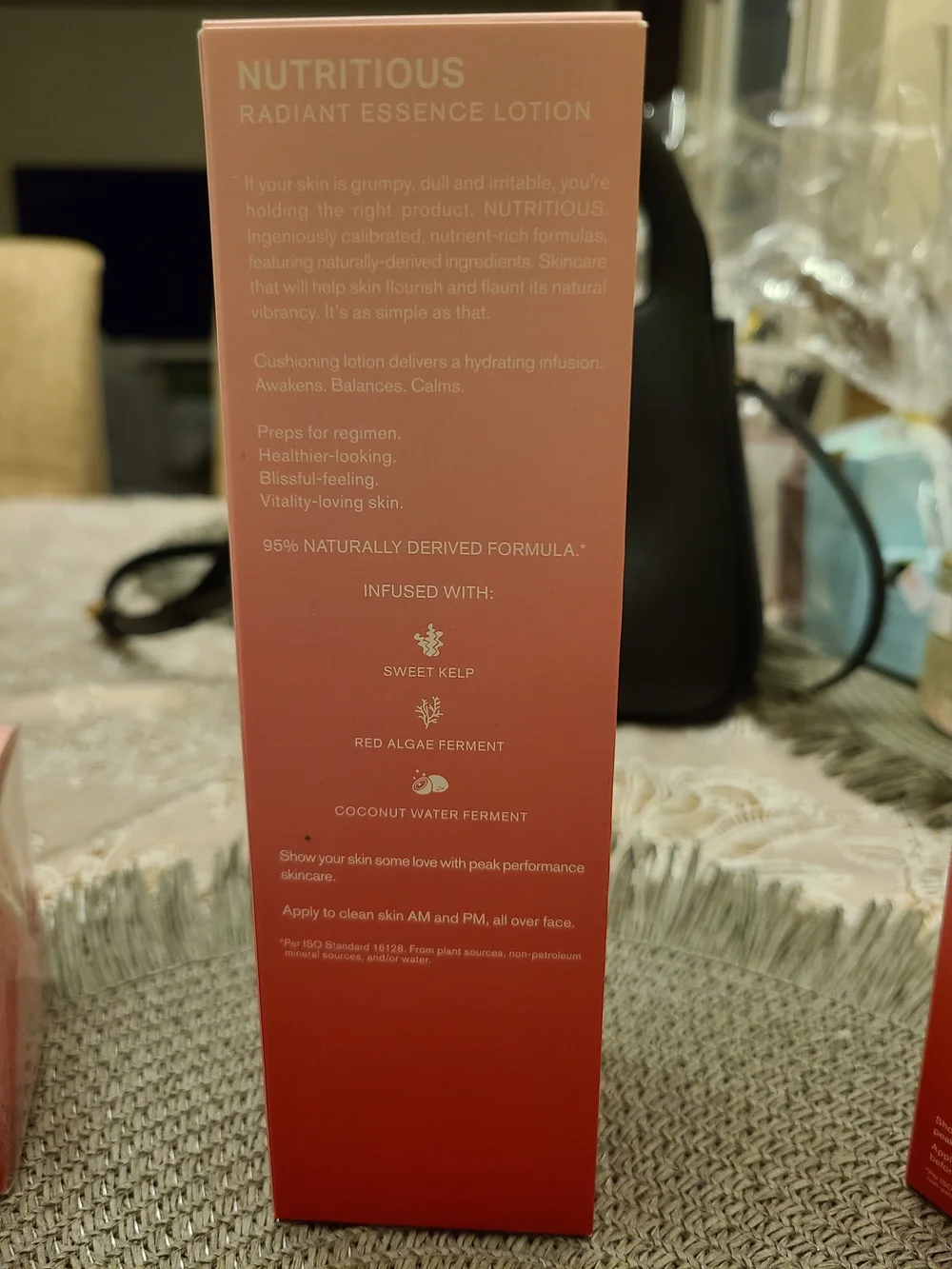 Estée Lauder Nutritious Skincare Set - Picture 7 of 10
